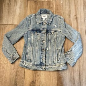 NWOT Distressed Old Navy Jean Jacket
